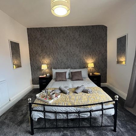 Modernised Central Wigan Townhouse Sleeps Up To 6 المظهر الخارجي الصورة