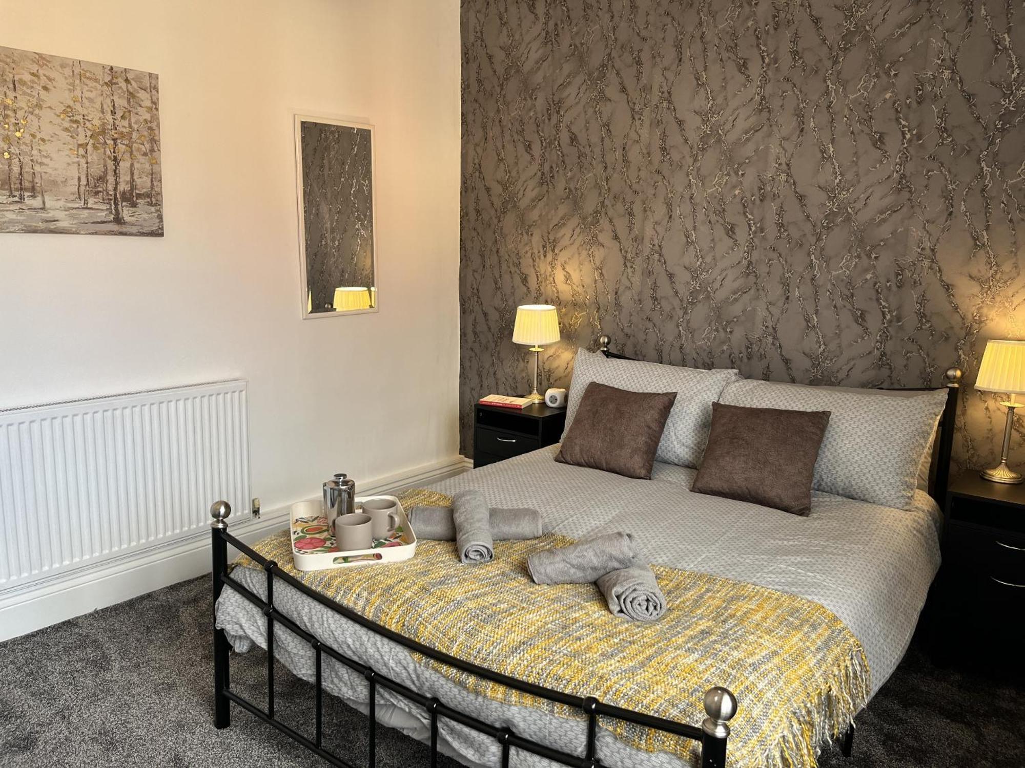 Modernised Central Wigan Townhouse Sleeps Up To 6 المظهر الخارجي الصورة