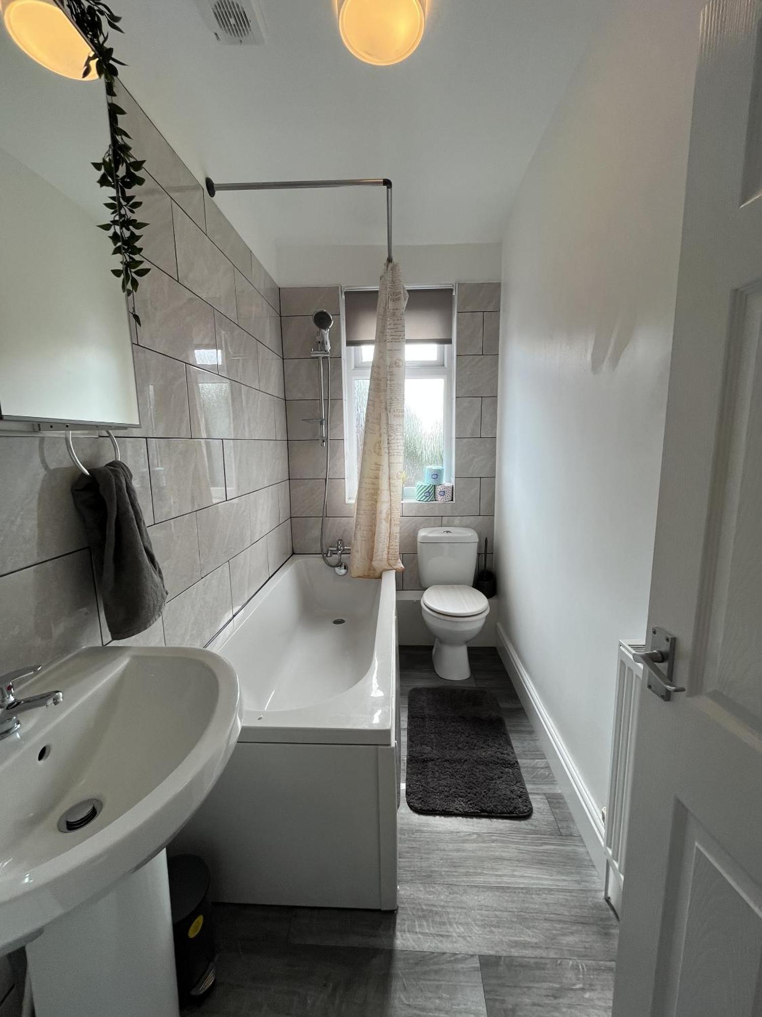 Modernised Central Wigan Townhouse Sleeps Up To 6 المظهر الخارجي الصورة