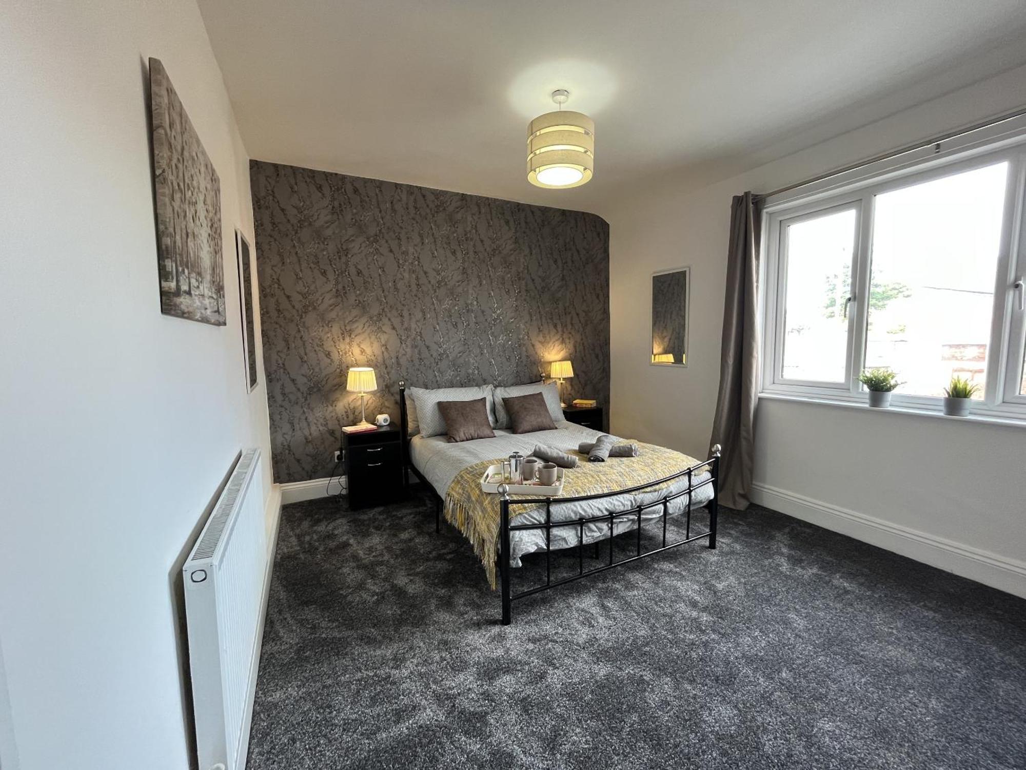 Modernised Central Wigan Townhouse Sleeps Up To 6 المظهر الخارجي الصورة